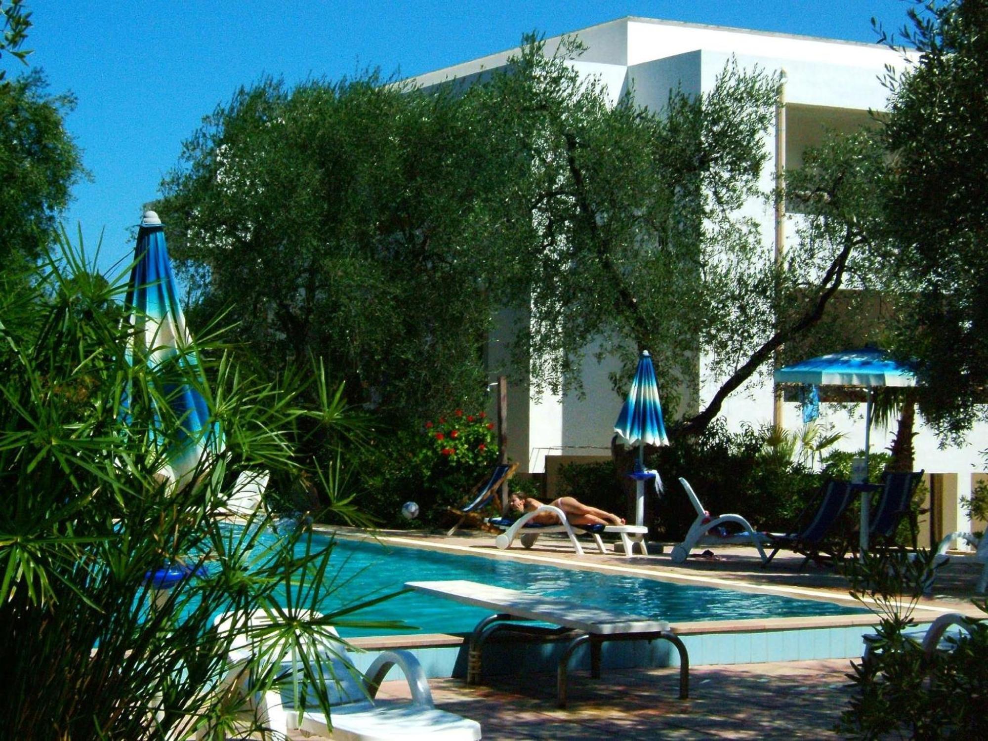 Residence Baia Del Gallo Vieste Exteriér fotografie